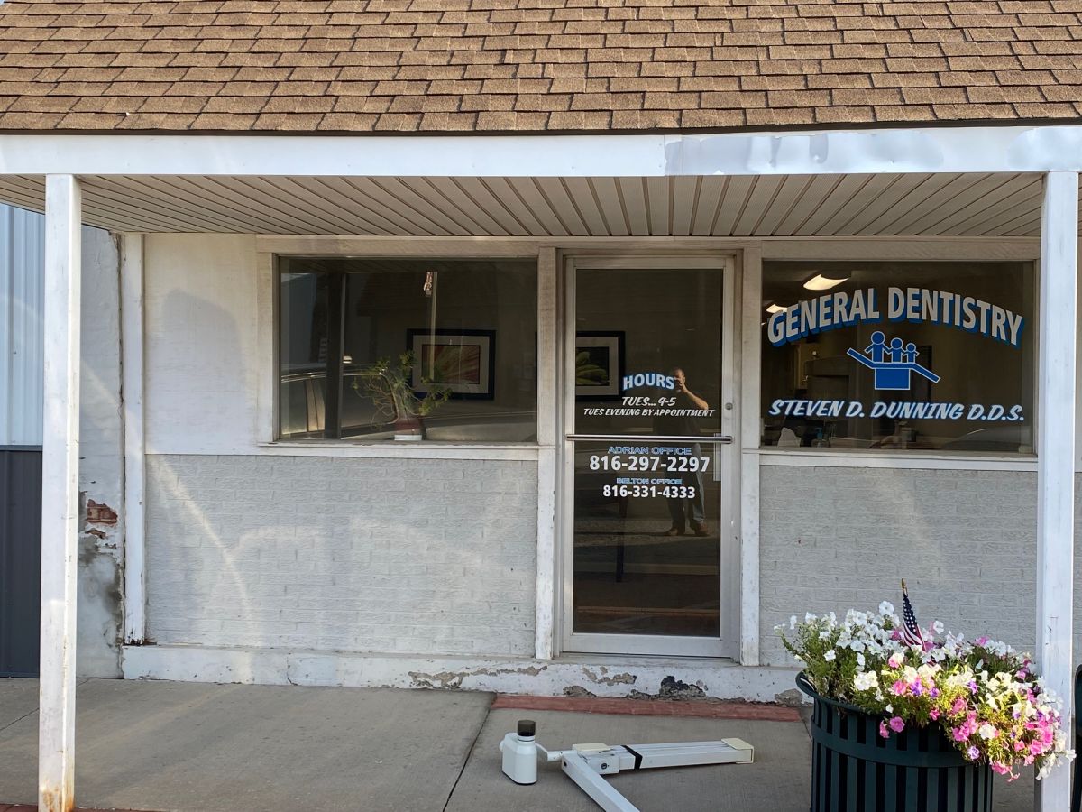 Dentist